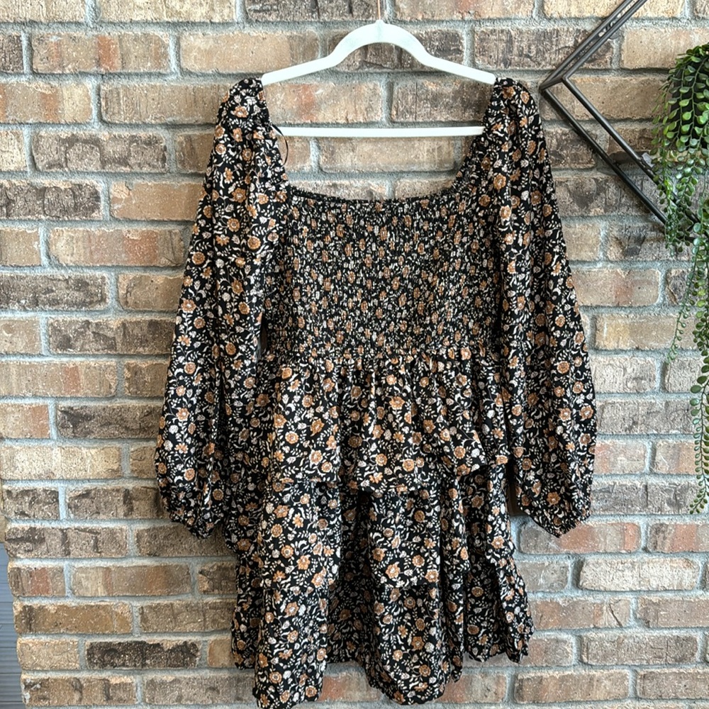 NWT floral tired dress